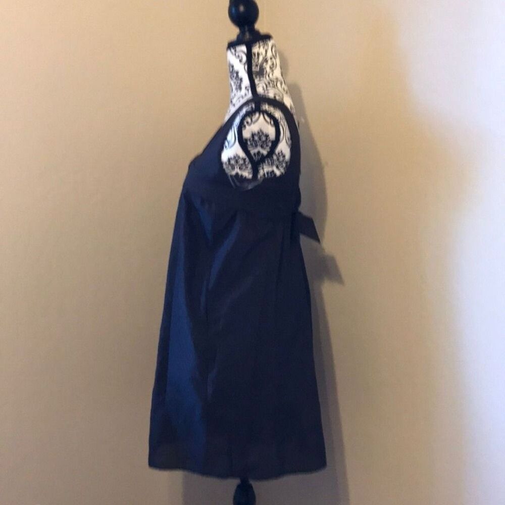 Dress - Picture 4 of 7